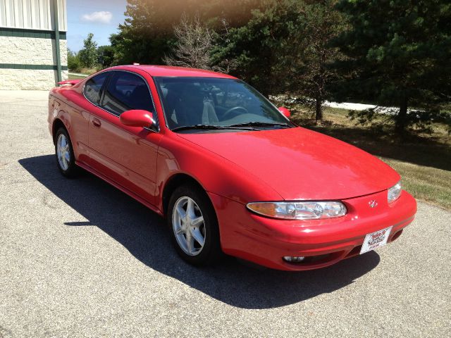 Oldsmobile Alero 2001 photo 4