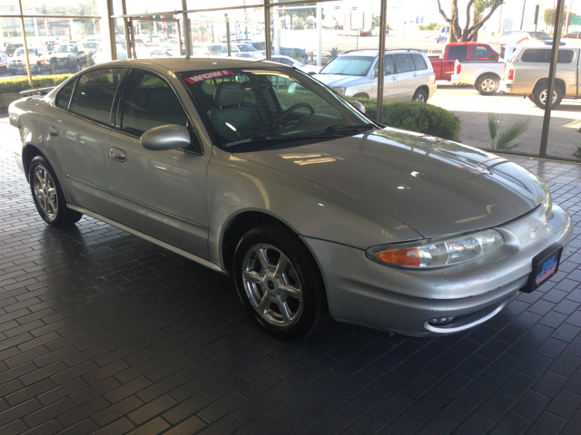 Oldsmobile Alero 2001 photo 1