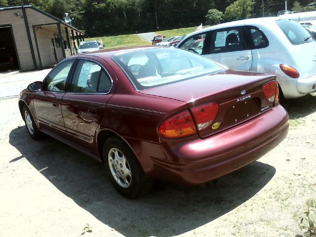 Oldsmobile Alero 2001 photo 3