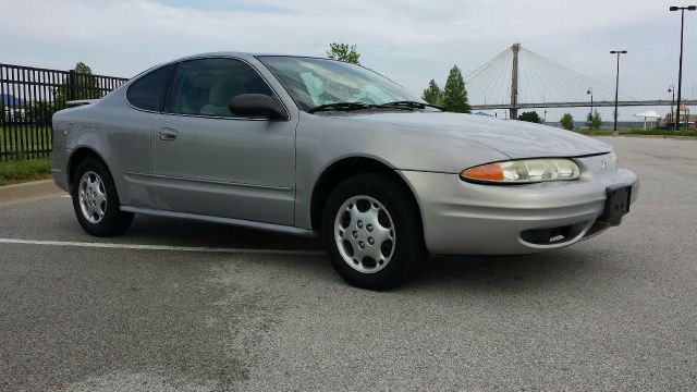 Oldsmobile Alero 2001 photo 6