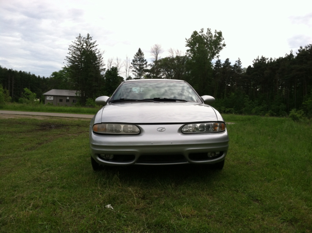 Oldsmobile Alero 2001 photo 1