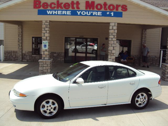 Oldsmobile Alero 2001 photo 3