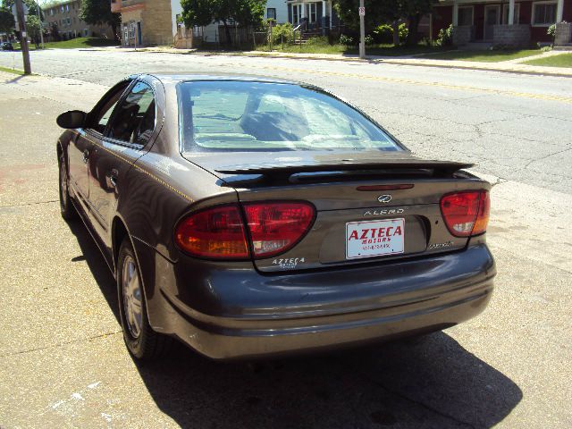 Oldsmobile Alero 2002 photo 1