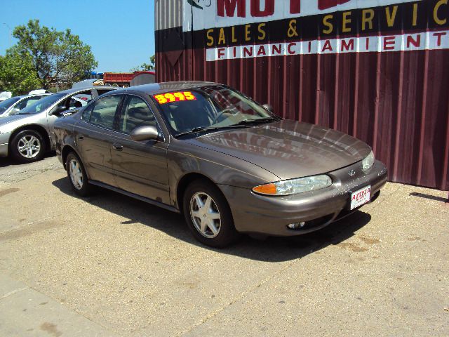 Oldsmobile Alero 2002 photo 9