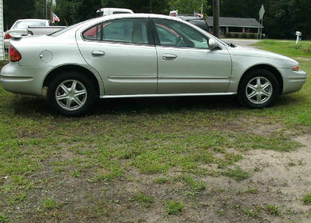 Oldsmobile Alero 2002 photo 1