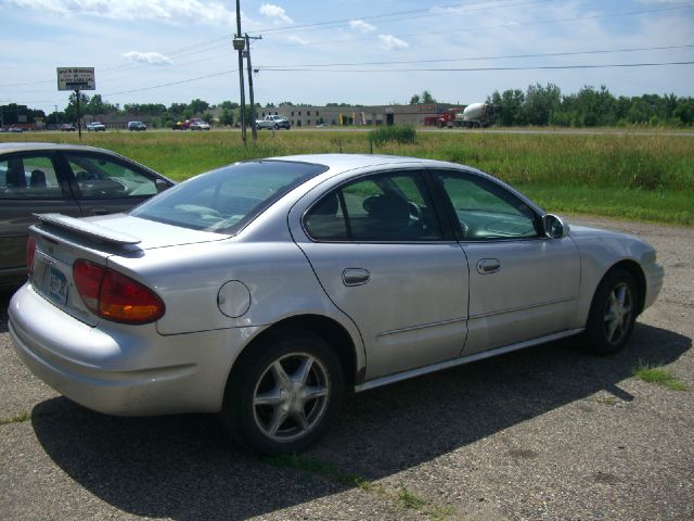 Oldsmobile Alero 2002 photo 3