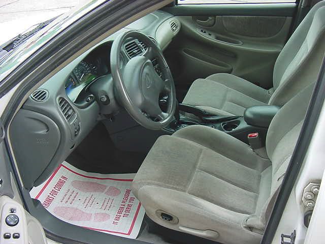 Oldsmobile Alero 2002 photo 3