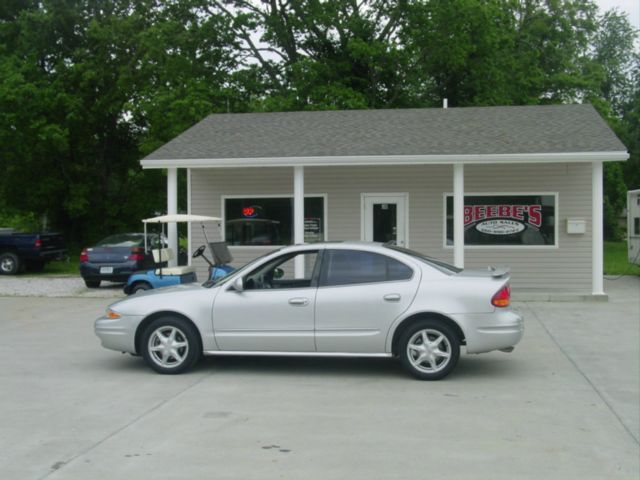 Oldsmobile Alero 2002 photo 1