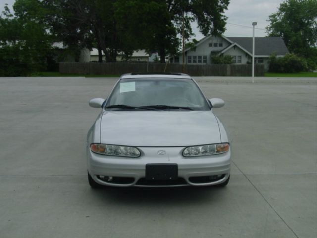 Oldsmobile Alero 2002 photo 8