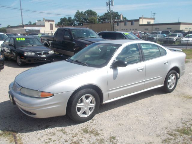 Oldsmobile Alero 2002 photo 1