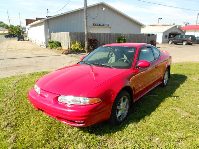 Oldsmobile Alero 2002 photo 3