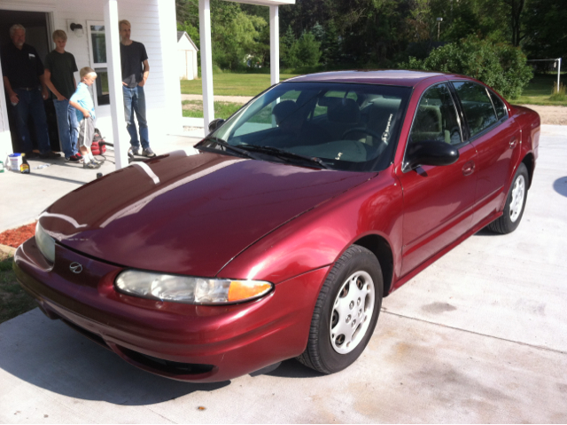 Oldsmobile Alero 2002 photo 3