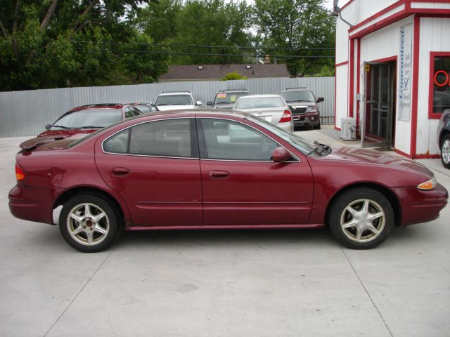 Oldsmobile Alero 2002 photo 8