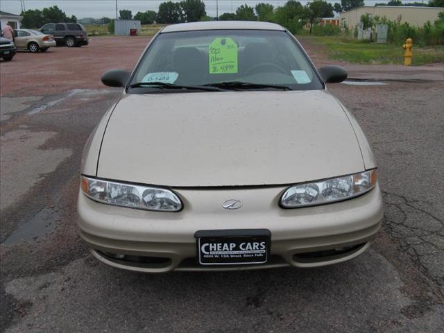 Oldsmobile Alero 3.5L Coupe Sedan