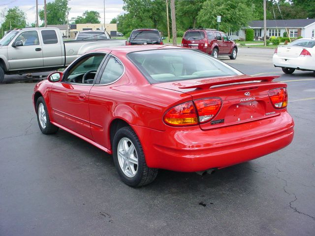 Oldsmobile Alero 2002 photo 1