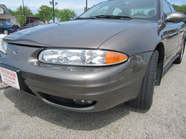 Oldsmobile Alero 2002 photo 16