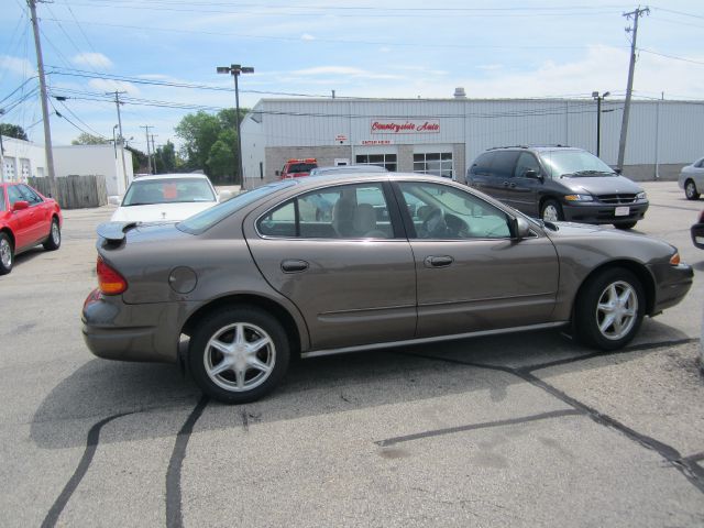 Oldsmobile Alero 2002 photo 8