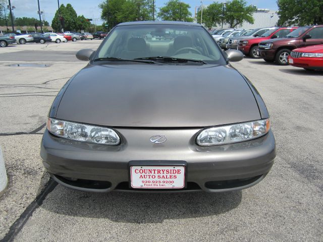 Oldsmobile Alero 2002 photo 9