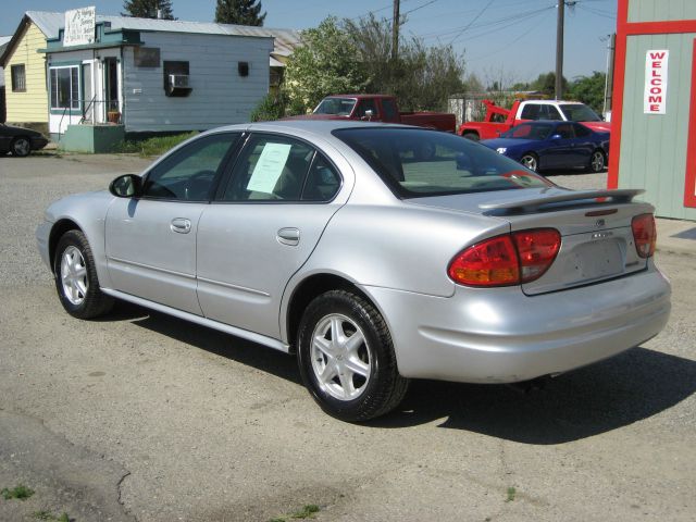 Oldsmobile Alero 2003 photo 1