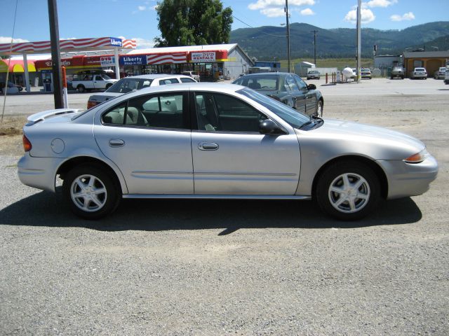 Oldsmobile Alero 2003 photo 3