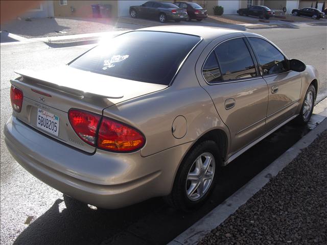 Oldsmobile Alero 2003 photo 4