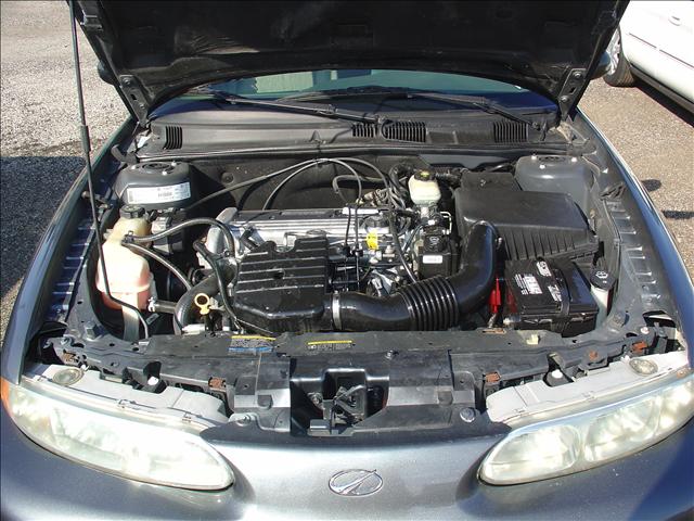 Oldsmobile Alero 2003 photo 4