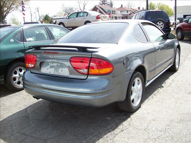 Oldsmobile Alero 2003 photo 1