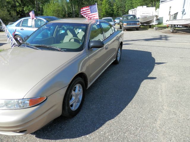 Oldsmobile Alero 2003 photo 1