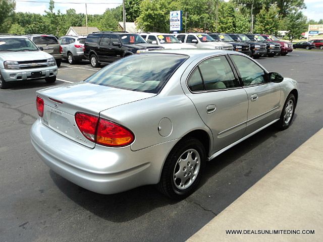 Oldsmobile Alero 2003 photo 10