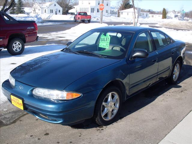 Oldsmobile Alero 2003 photo 1