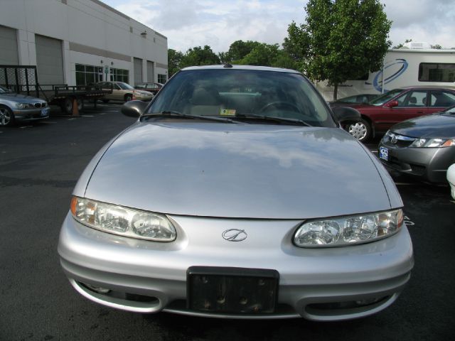 Oldsmobile Alero 2003 photo 3