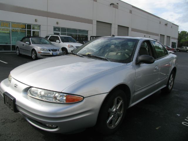 Oldsmobile Alero 2003 photo 4