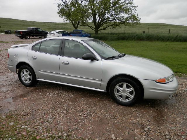 Oldsmobile Alero 2003 photo 1