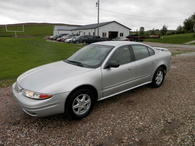 Oldsmobile Alero 2003 photo 17