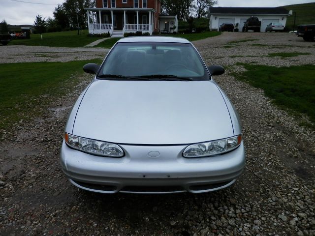 Oldsmobile Alero 2003 photo 19