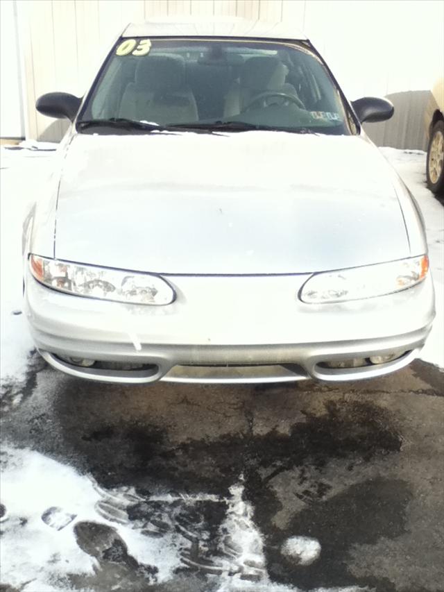 Oldsmobile Alero 2003 photo 1