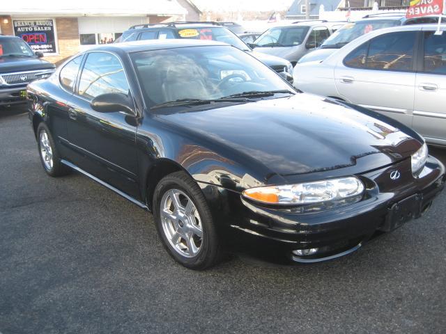 Oldsmobile Alero 2003 photo 2