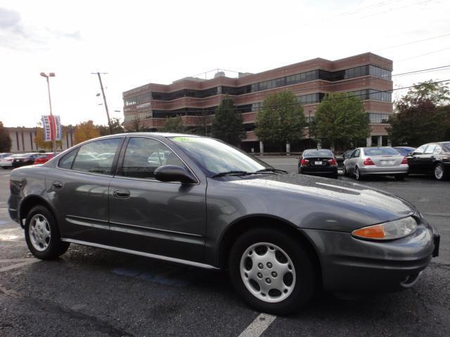 Oldsmobile Alero 2003 photo 2