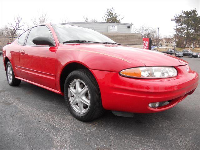 Oldsmobile Alero 2003 photo 2