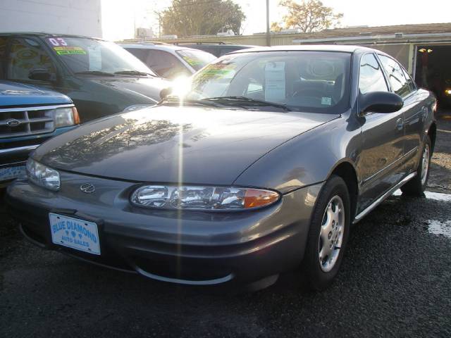 Oldsmobile Alero 2003 photo 1