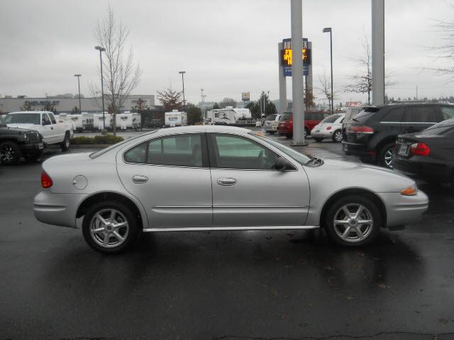 Oldsmobile Alero 2003 photo 1