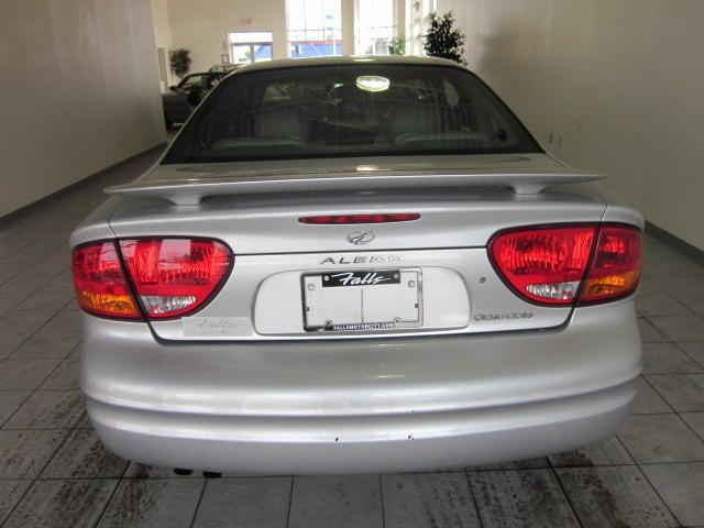 Oldsmobile Alero 2003 photo 3