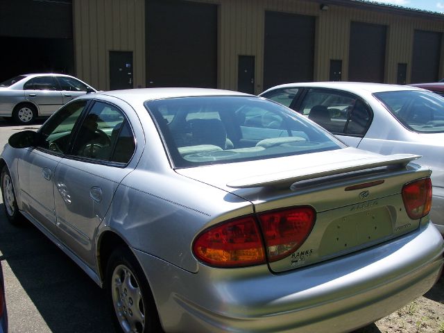 Oldsmobile Alero 2003 photo 1