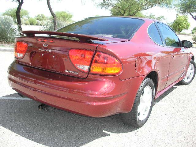 Oldsmobile Alero 2003 photo 1