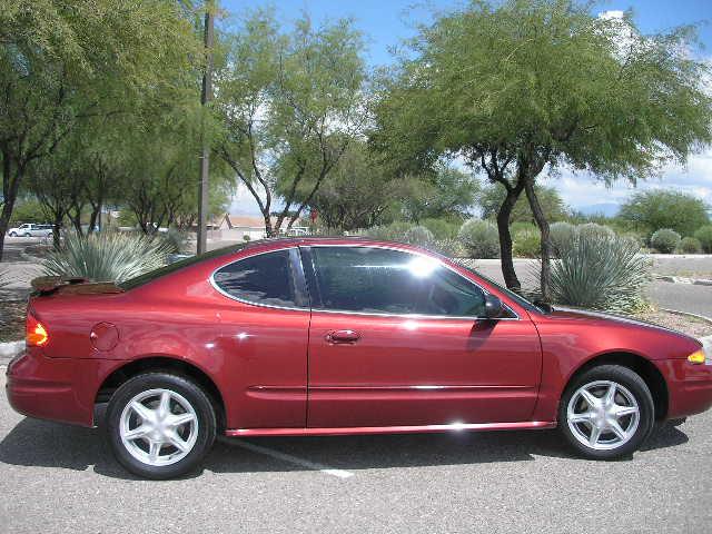 Oldsmobile Alero 2003 photo 3