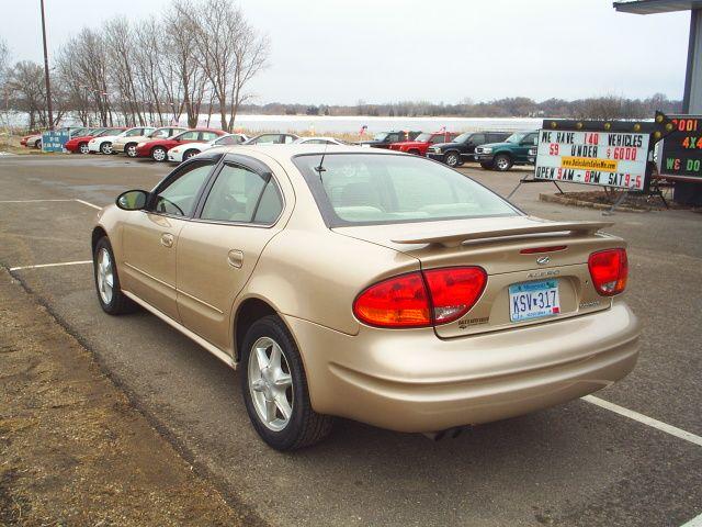 Oldsmobile Alero 2003 photo 3