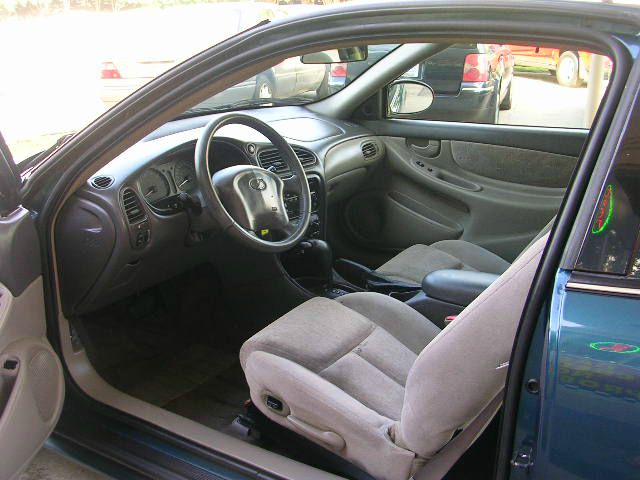 Oldsmobile Alero 2003 photo 5