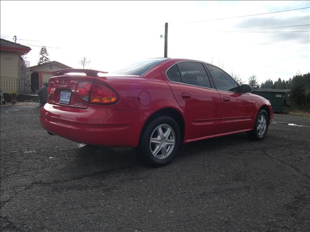 Oldsmobile Alero 2003 photo 1