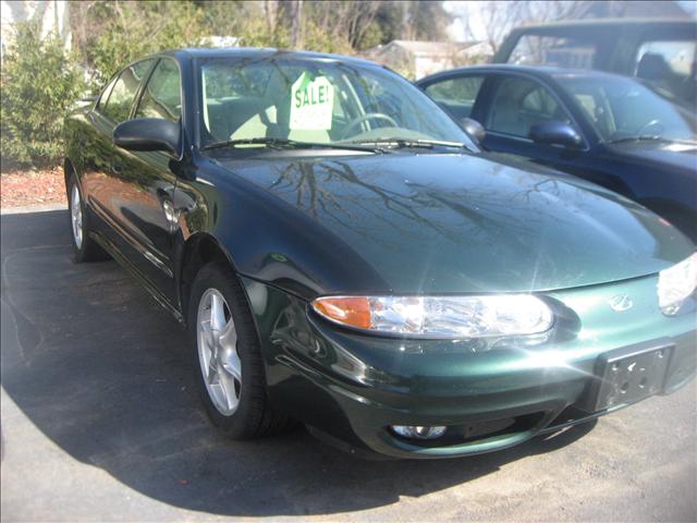 Oldsmobile Alero 3.5L Coupe Sedan