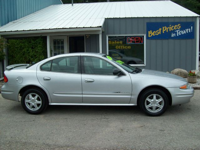 Oldsmobile Alero 2003 photo 4